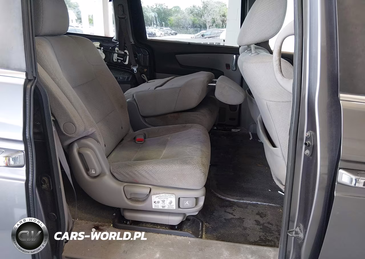 2016 Honda Odyssey Se VIN:5FNRL5H31GB025236 - 8