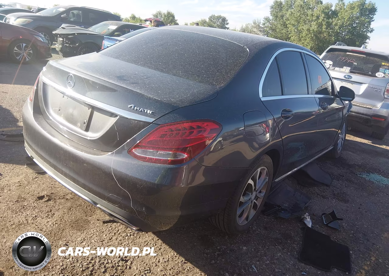 2015 Mercedes-Benz C 300 4Matic VIN:55SWF4KB4FU016208 - 4