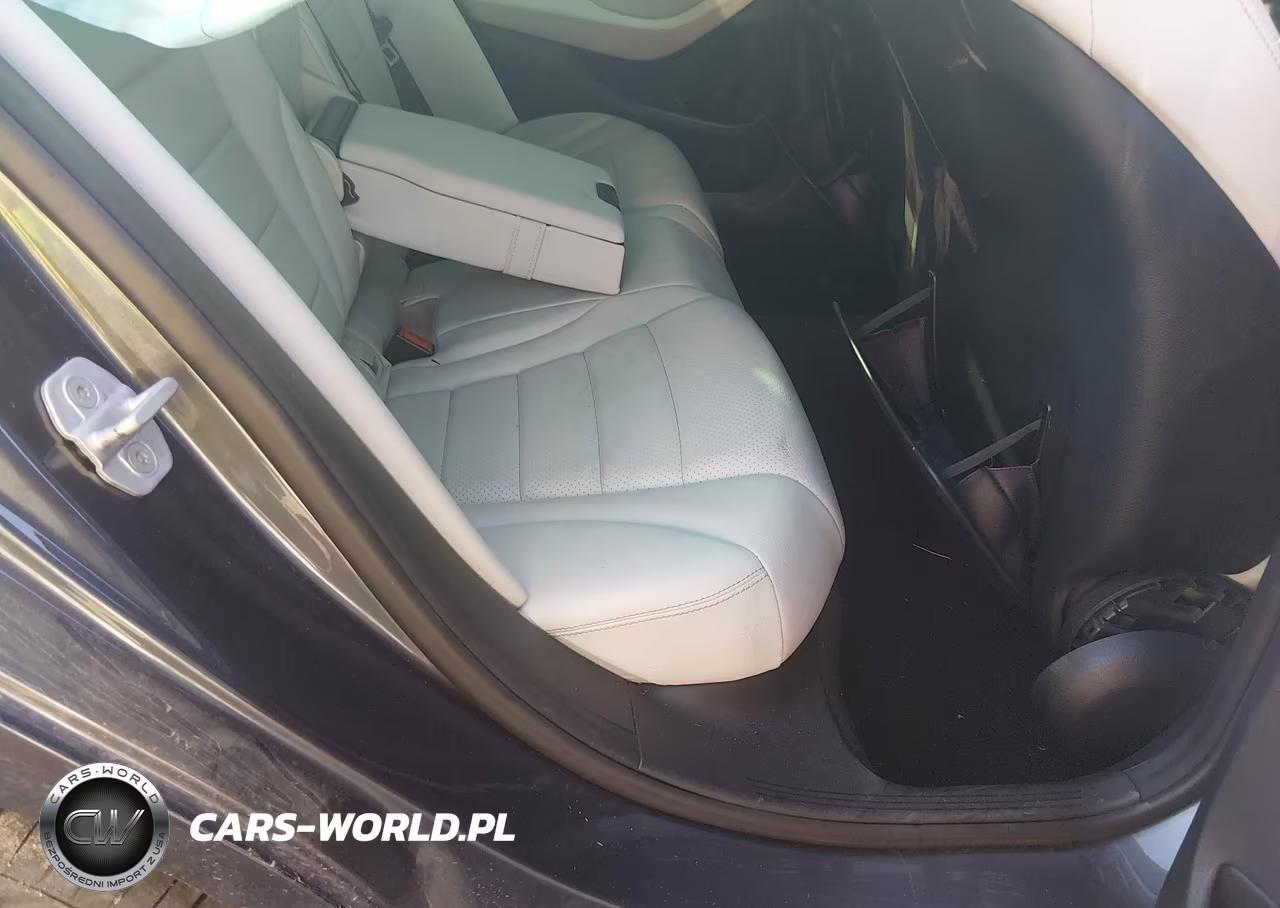 2015 Mercedes-Benz C 300 4Matic VIN:55SWF4KB4FU016208 - 8