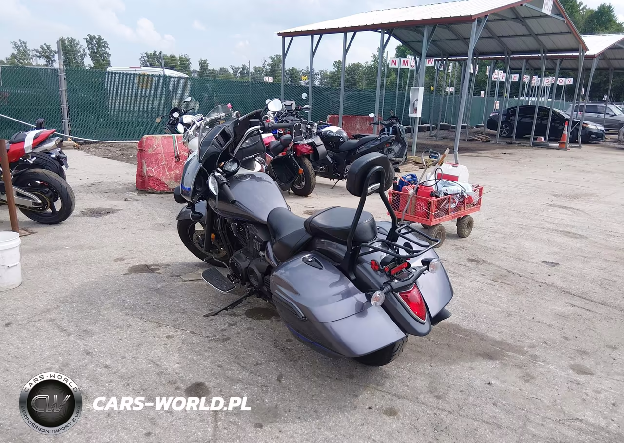 2016 Yamaha Xvs1300 Ct-Ctb VIN:JYAVP32E5GA006713 - 3