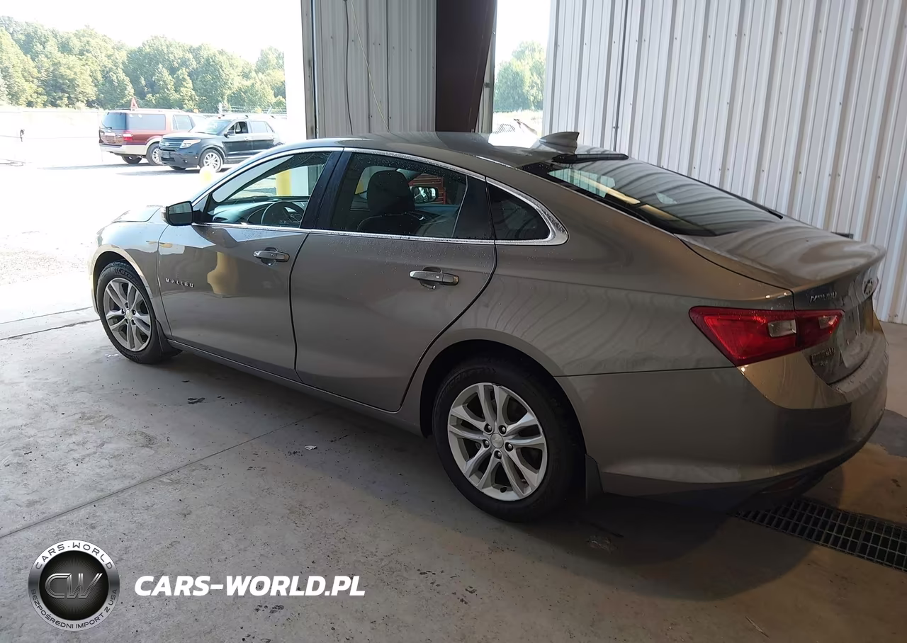 2018 Chevrolet Malibu Lt VIN:1G1ZD5ST5JF180261 - 3