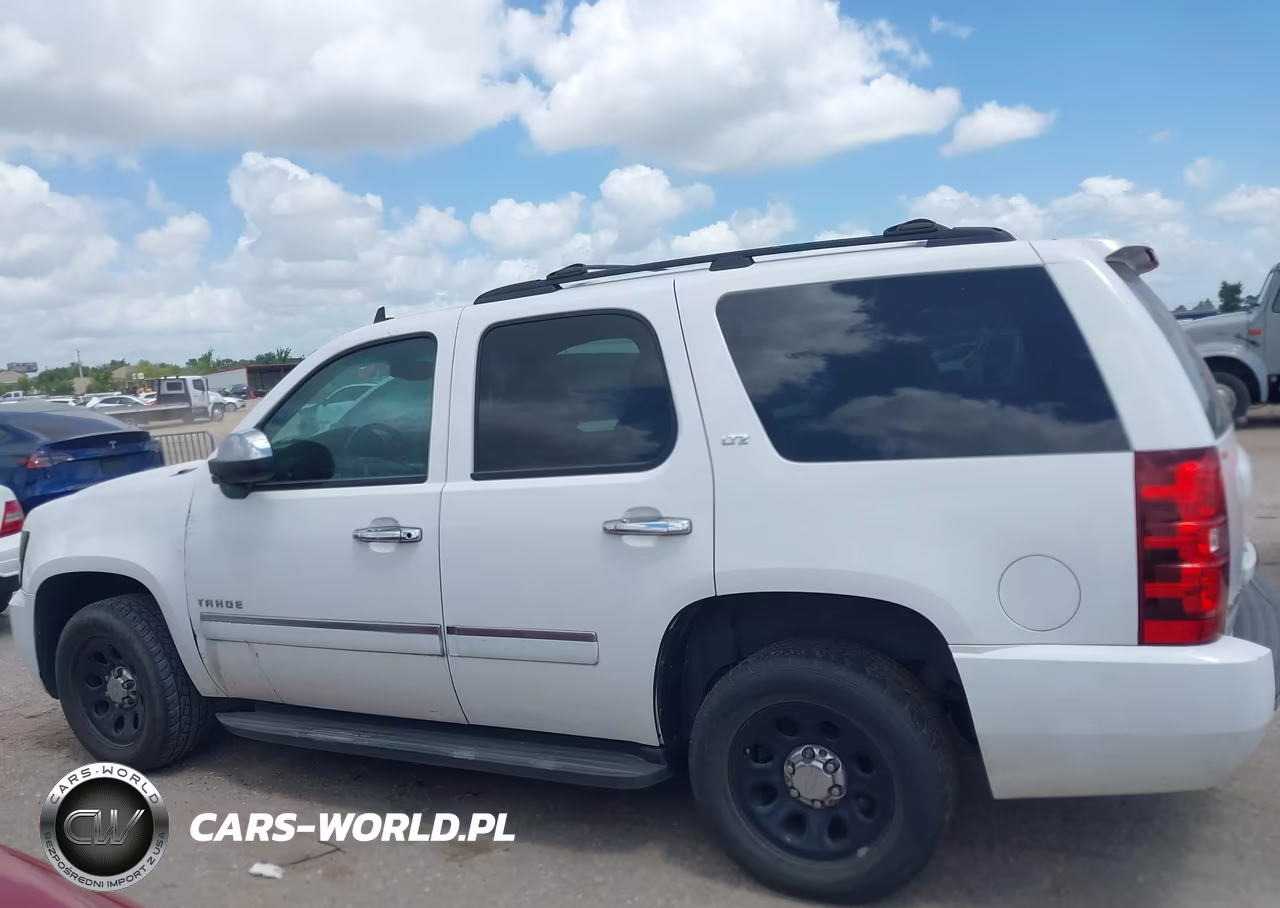 2013 Chevrolet Tahoe Ltz VIN:1GNSKCE08DR285651 - 14