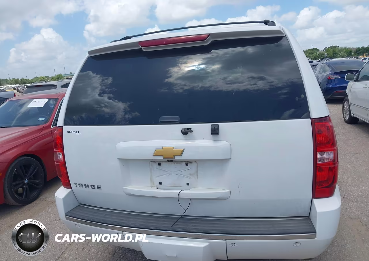 2013 Chevrolet Tahoe Ltz VIN:1GNSKCE08DR285651 - 16