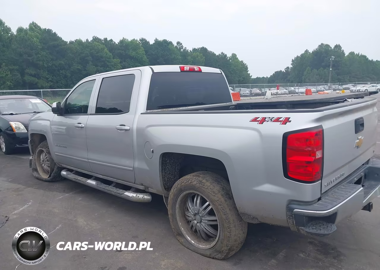 2018 Chevrolet Silverado 1500 1Lt VIN:3GCUKRECXJG545834 - 14