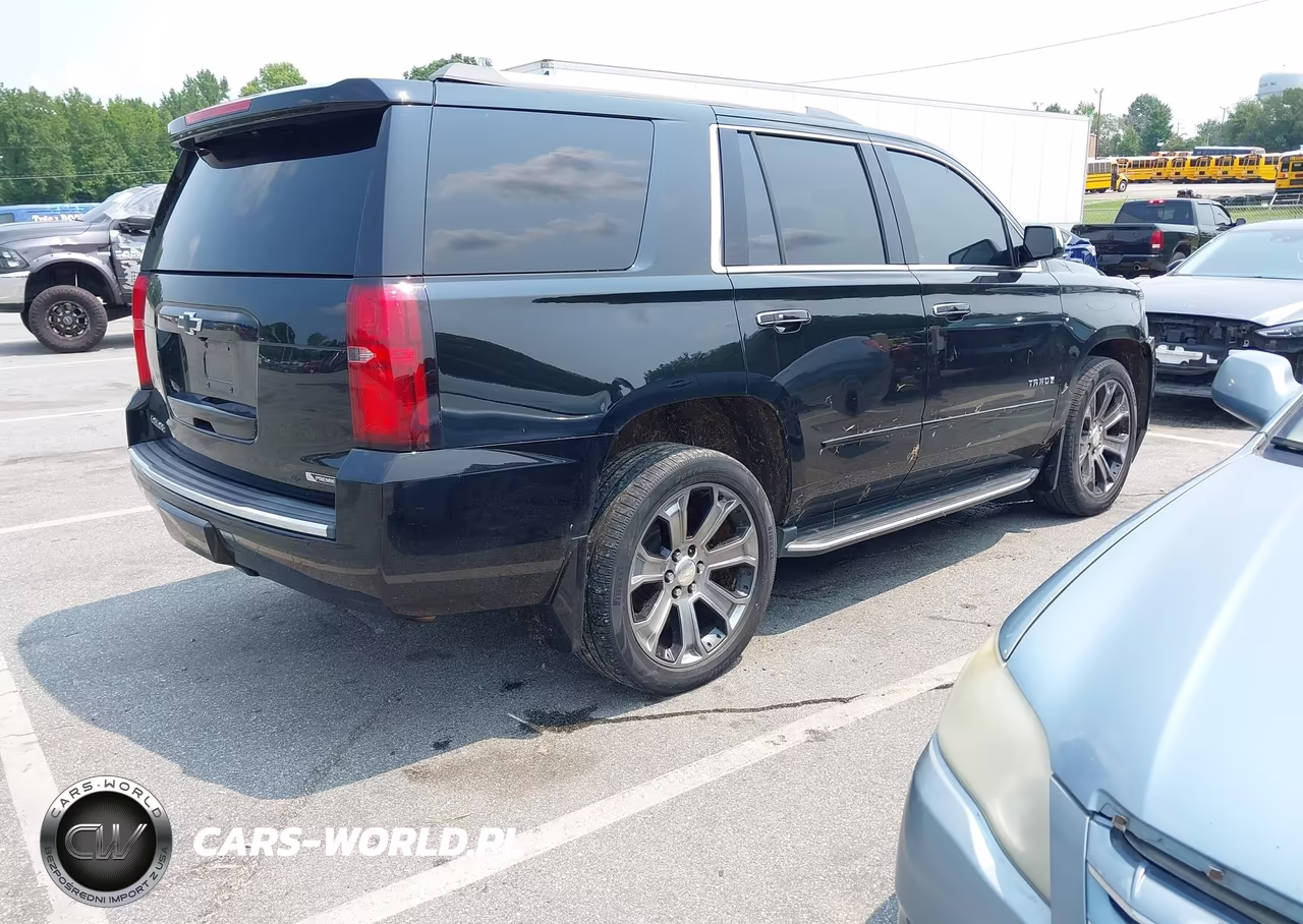 2017 Chevrolet Tahoe Premier VIN:1GNSKCKC4HR171649 - 4