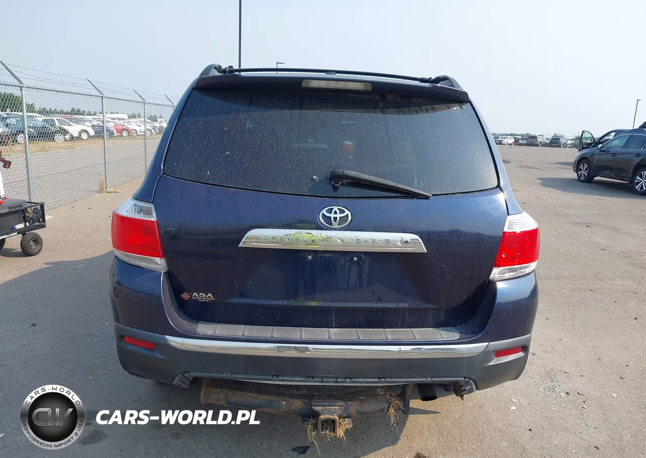 2011 Toyota Highlander Base V6 VIN:5TDBK3EH1BS059965 - 17