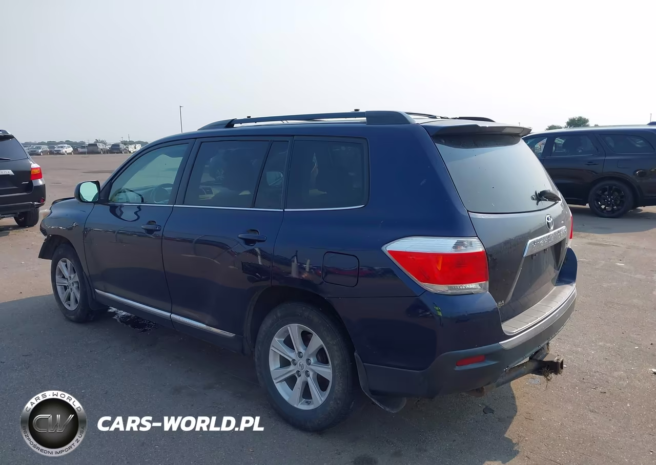 2011 Toyota Highlander Base V6 VIN:5TDBK3EH1BS059965 - 3