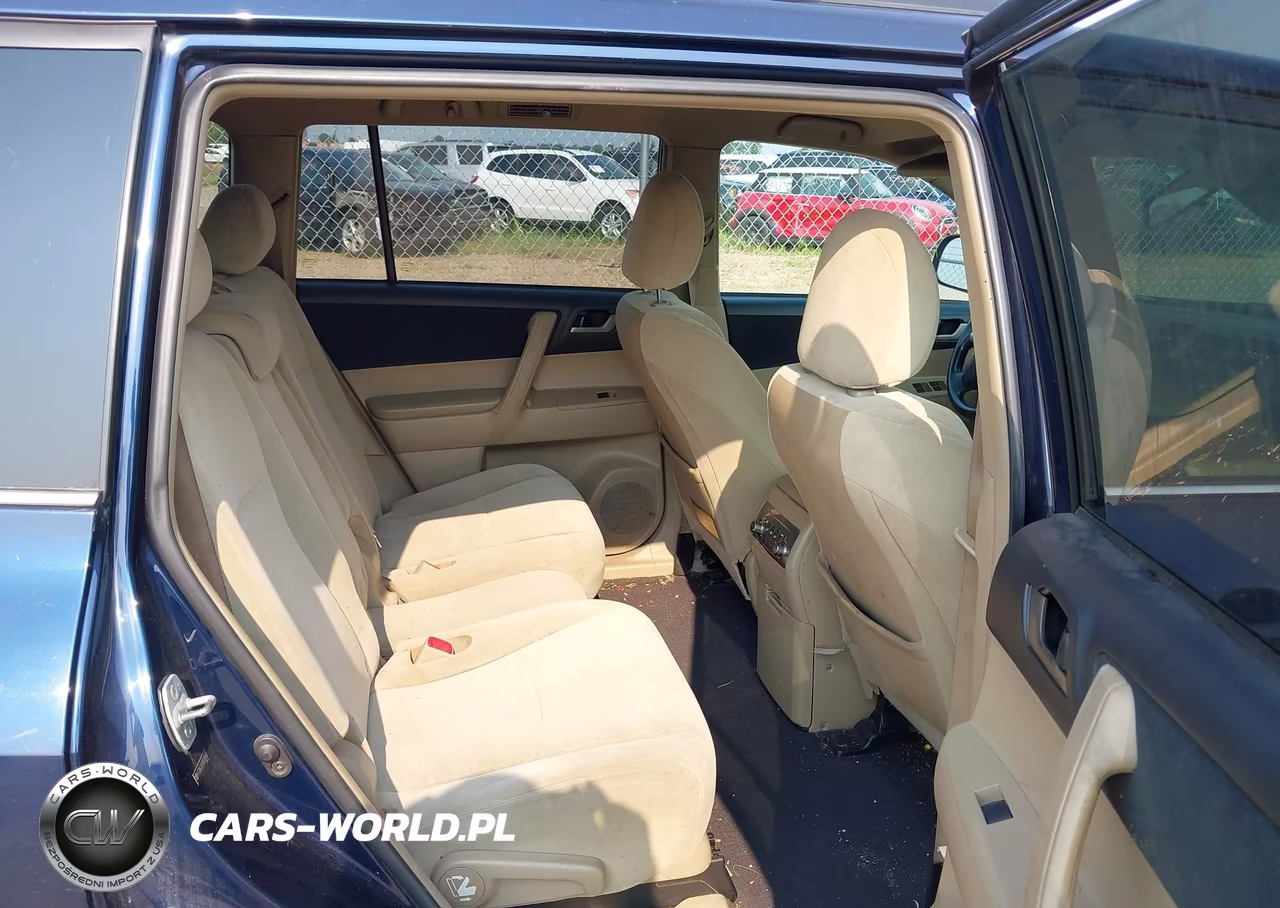 2011 Toyota Highlander Base V6 VIN:5TDBK3EH1BS059965 - 8