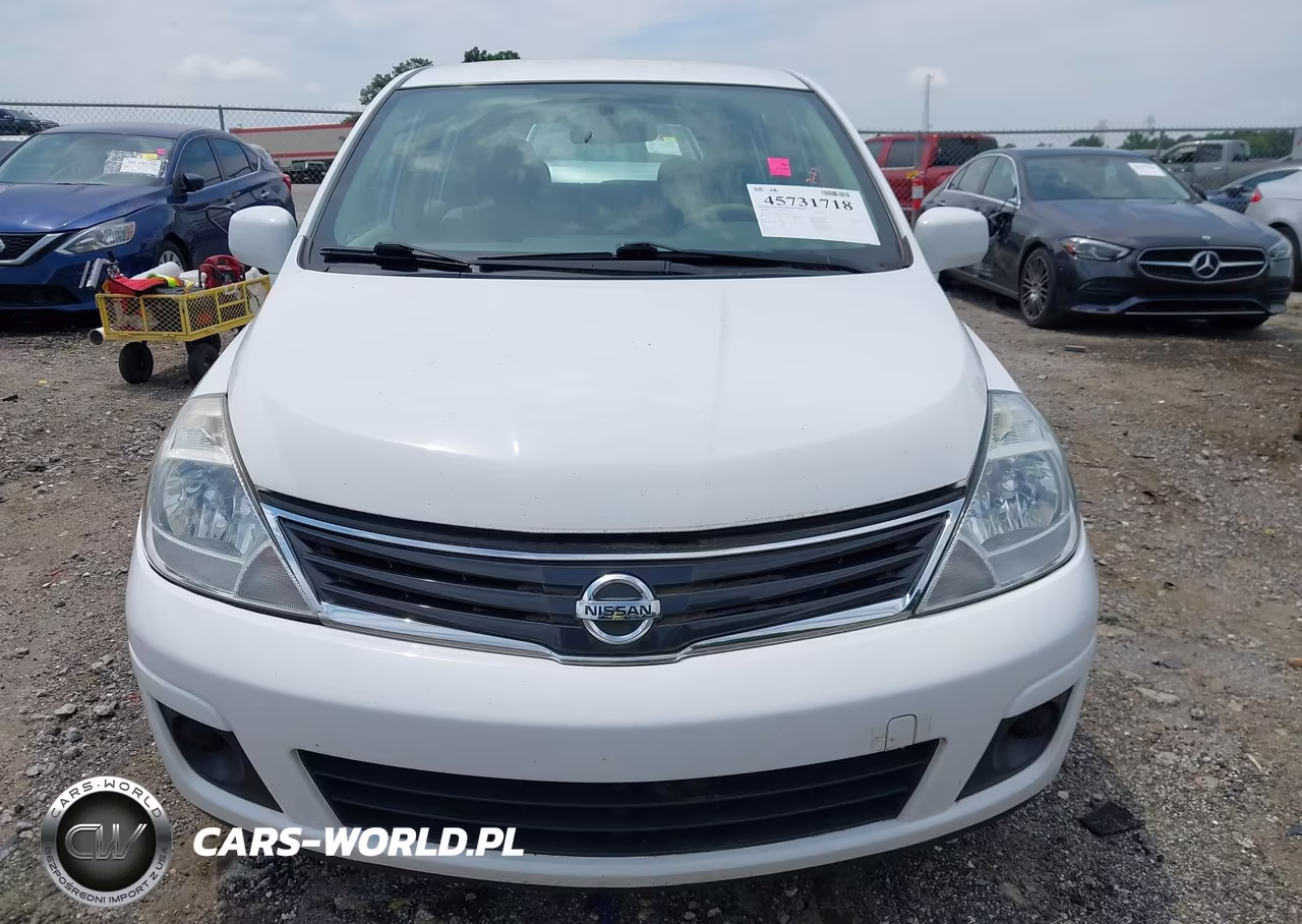 2010 Nissan Versa 1.8S VIN:3N1BC1CP5AL352352 - 12
