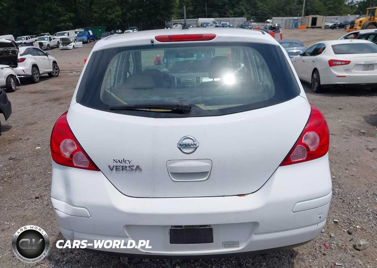 2010 Nissan Versa 1.8S VIN:3N1BC1CP5AL352352 - 16