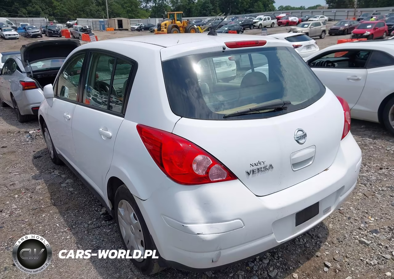 2010 Nissan Versa 1.8S VIN:3N1BC1CP5AL352352 - 6