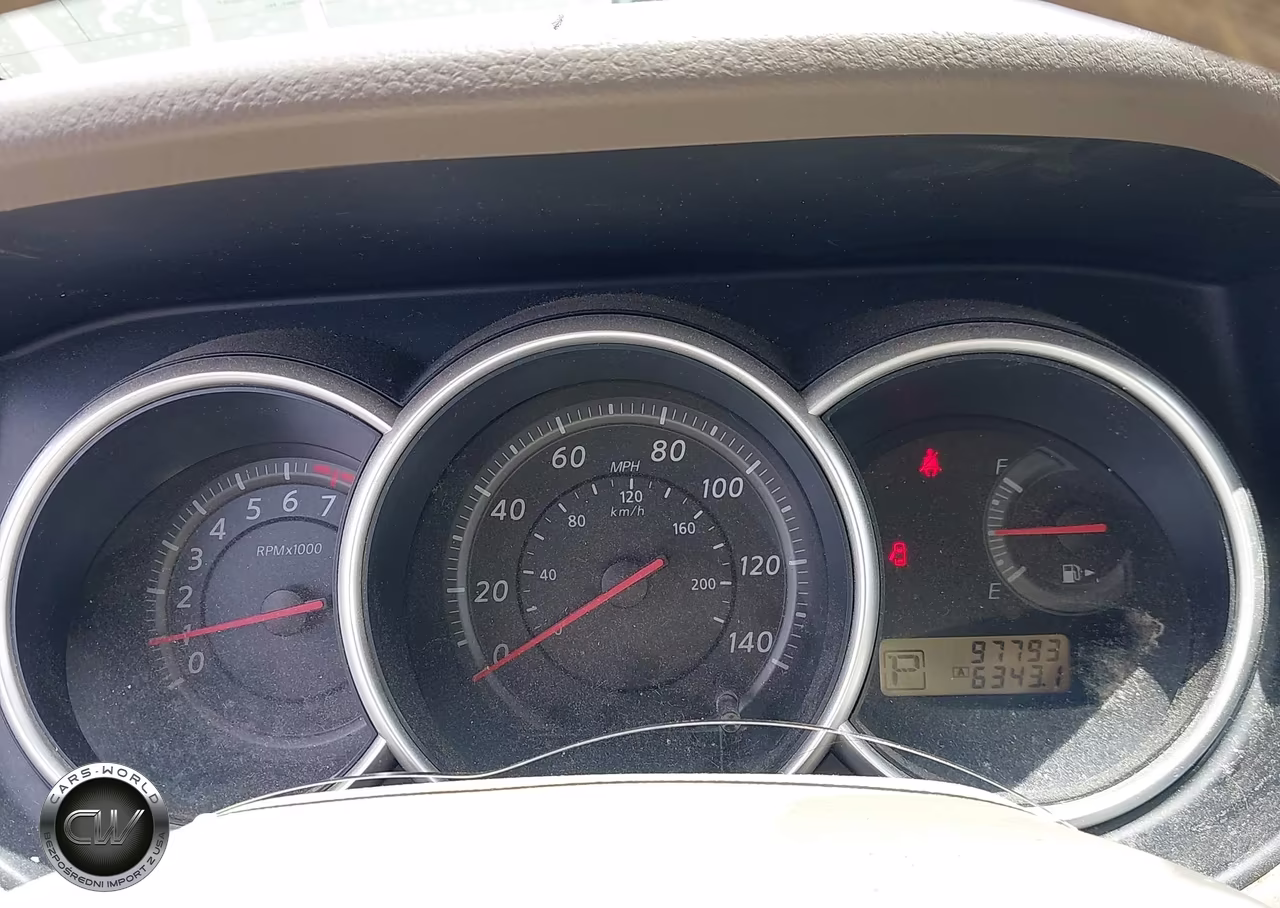 2010 Nissan Versa 1.8S VIN:3N1BC1CP5AL352352 - 7