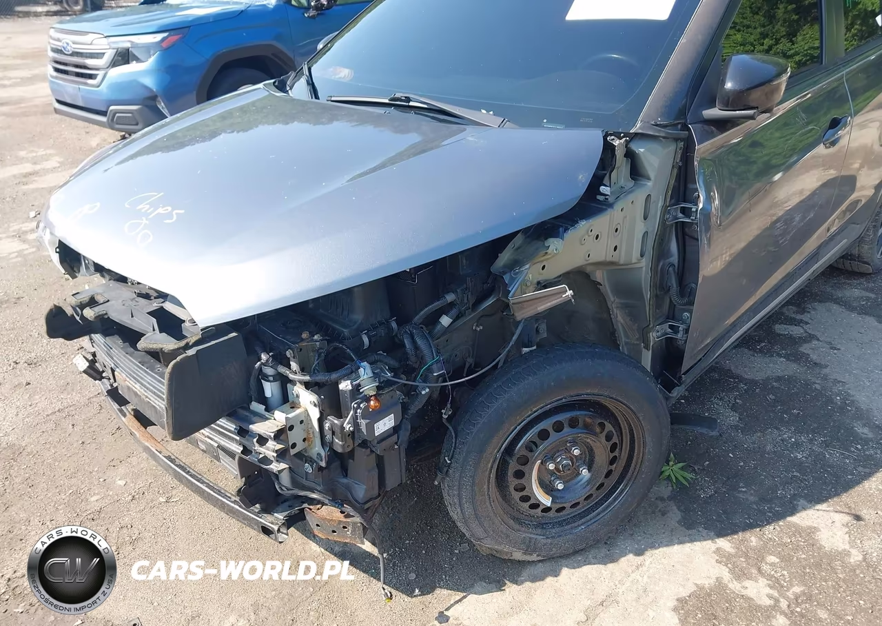 2018 Nissan Kicks Sr VIN:3N1CP5CUXJL523618 - 6