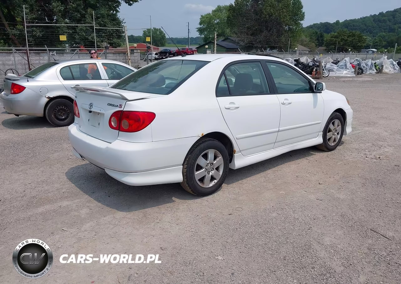 2007 Toyota Corolla S VIN:1NXBR32E27Z825240 - 4