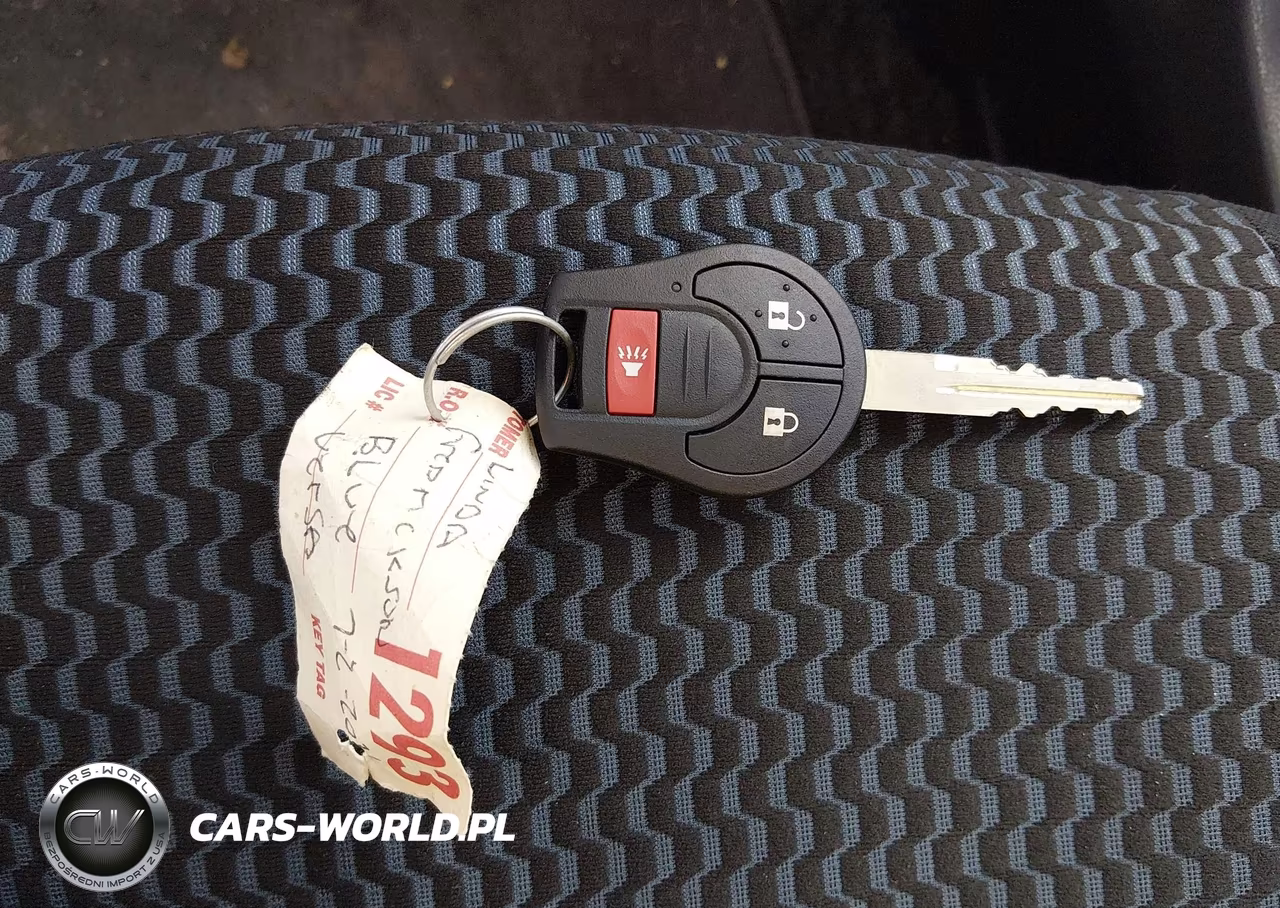 2017 Nissan Versa Note Sv VIN:3N1CE2CPXHL379075 - 11