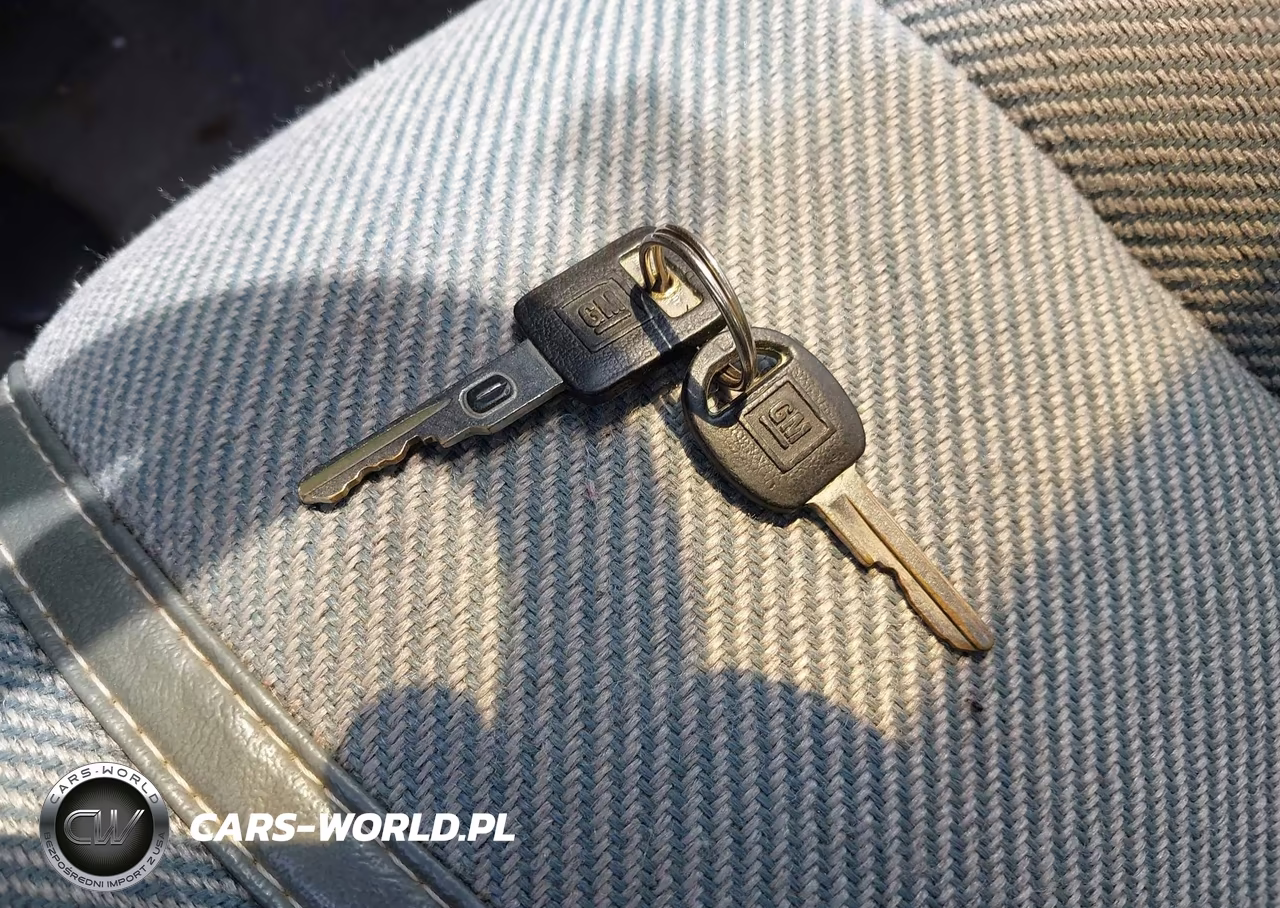1989 Chevrolet Camaro VIN:1G1FP21E8KL102068 - 11