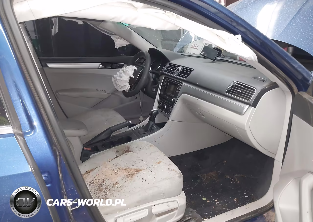 2017 Volkswagen Passat 1.8T S VIN:1VWAT7A37HC012358 - 5