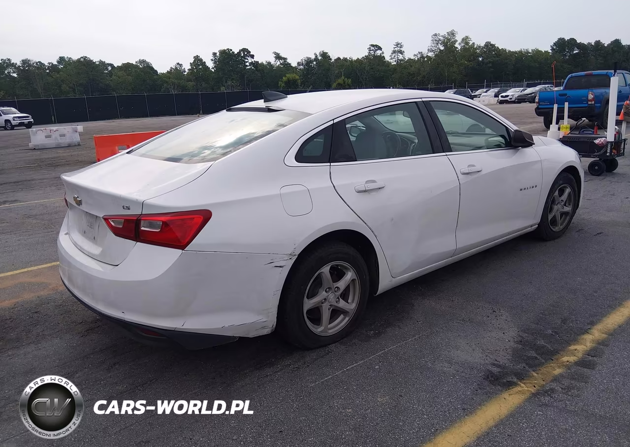 2016 Chevrolet Malibu Ls VIN:1G1ZB5ST5GF216352 - 4