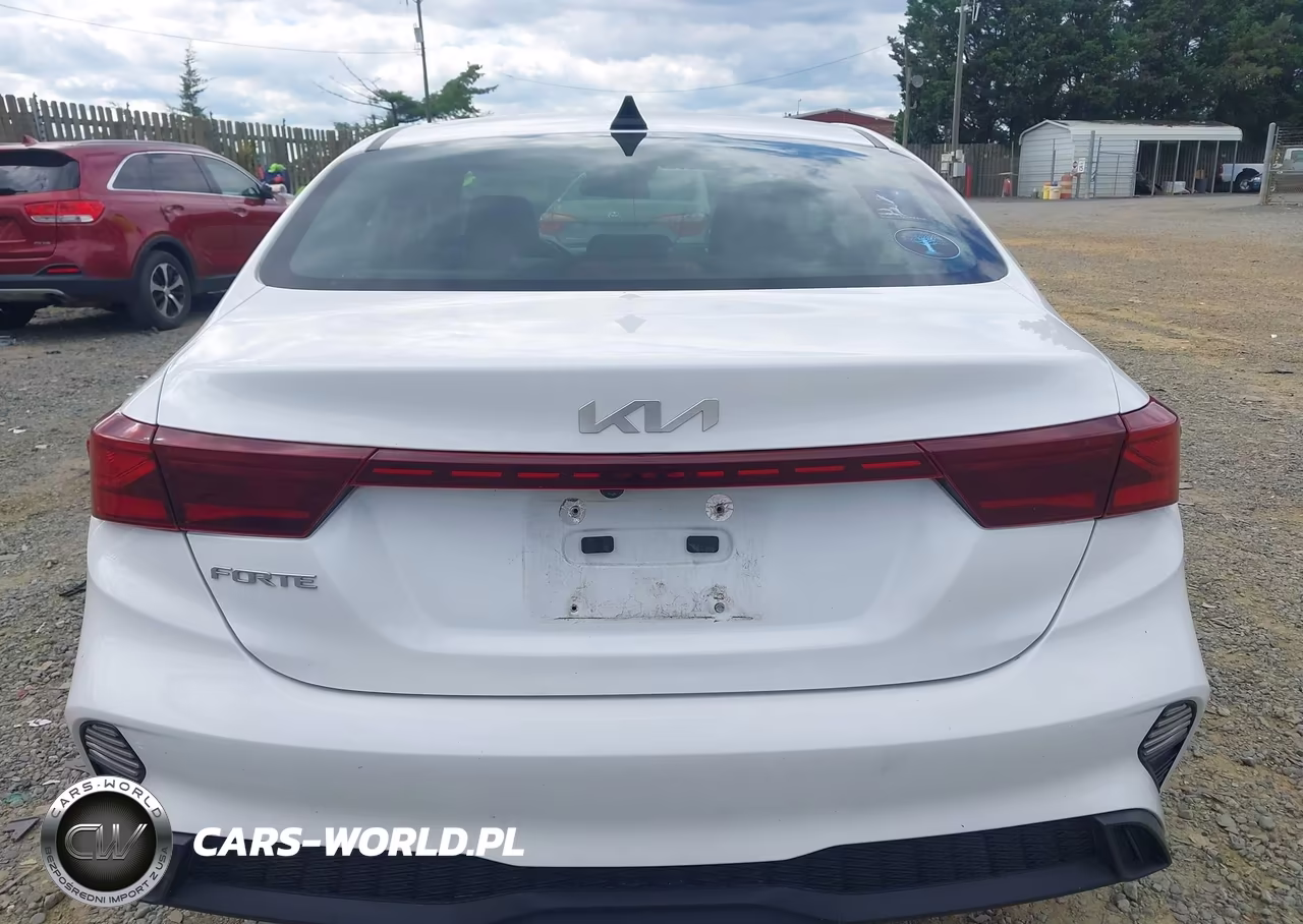 2023 Kia Forte Lxs VIN:3KPF24AD6PE545196 - 16