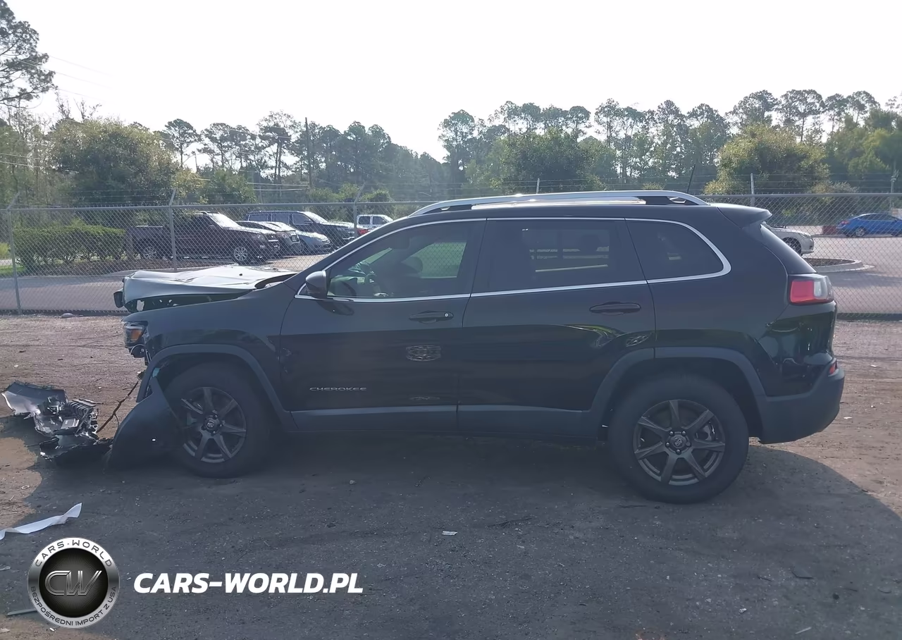 2021 Jeep Cherokee Latitude Lux 4X4 VIN:1C4PJMMX1MD223608 - 14
