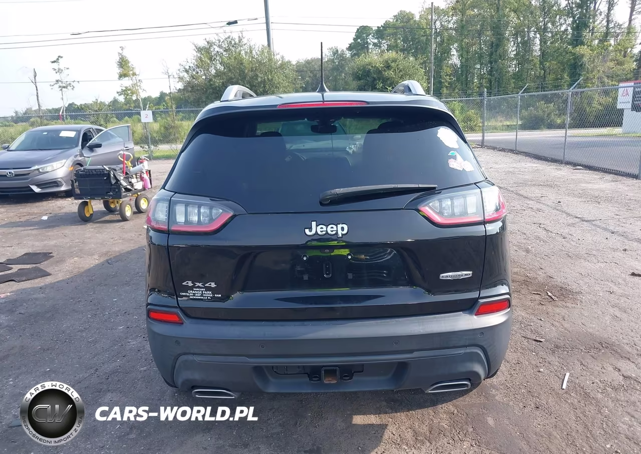 2021 Jeep Cherokee Latitude Lux 4X4 VIN:1C4PJMMX1MD223608 - 16