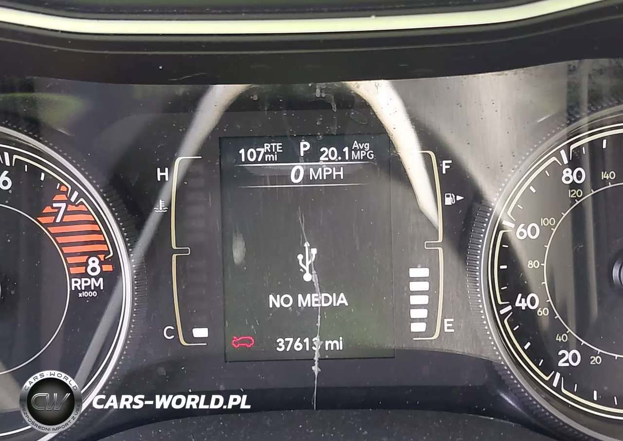 2021 Jeep Cherokee Latitude Lux 4X4 VIN:1C4PJMMX1MD223608 - 7