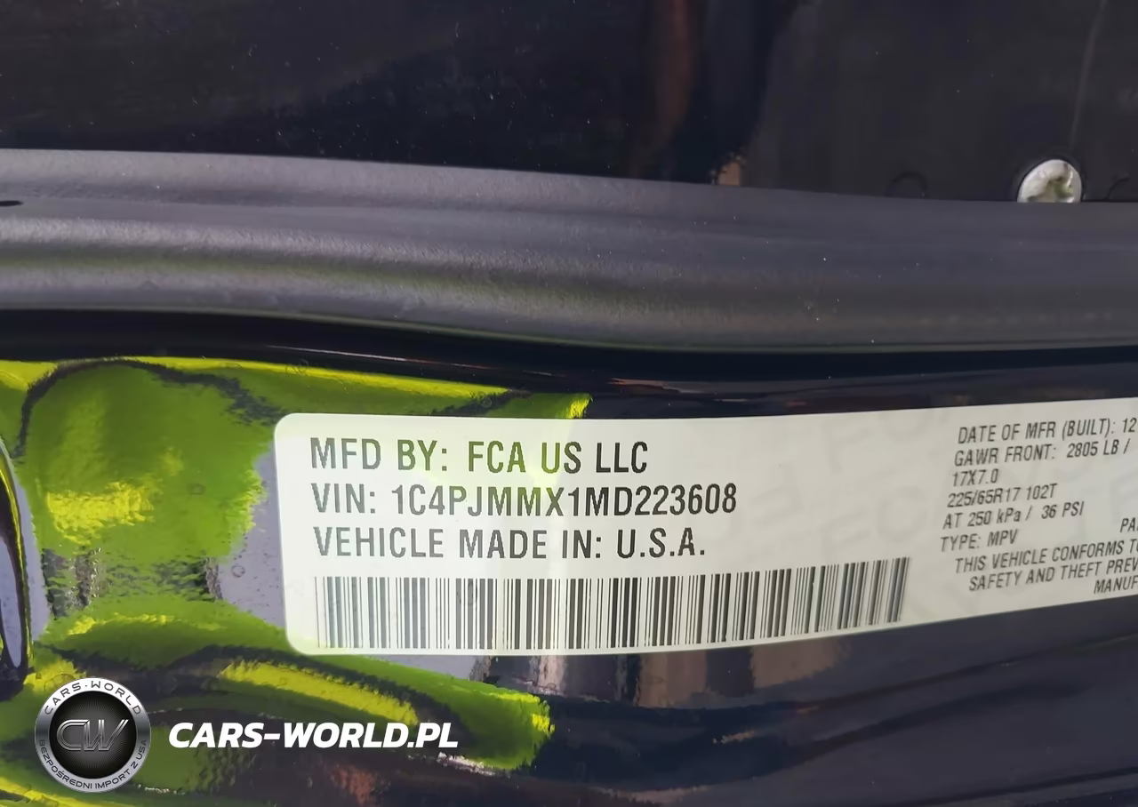 2021 Jeep Cherokee Latitude Lux 4X4 VIN:1C4PJMMX1MD223608 - 9