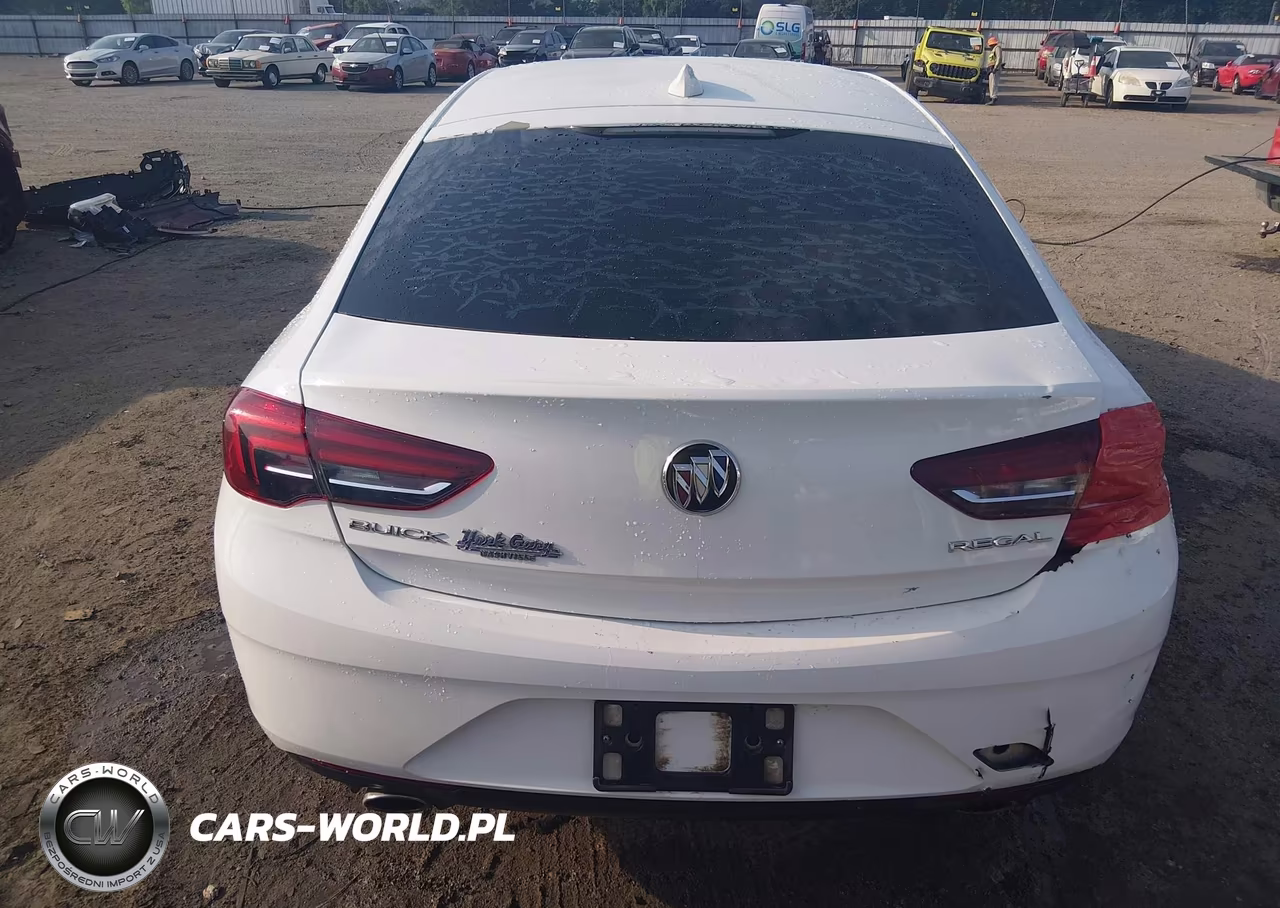 2018 Buick Regal Sportback Essence VIN:W04GP6SX2J1129922 - 16