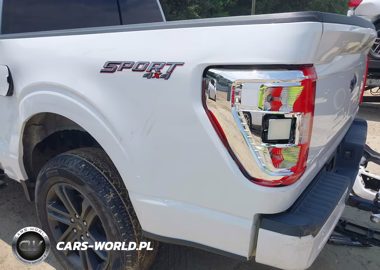 2022 Ford F-150 Xlt VIN:1FTFW1E85NFB22600 - 21