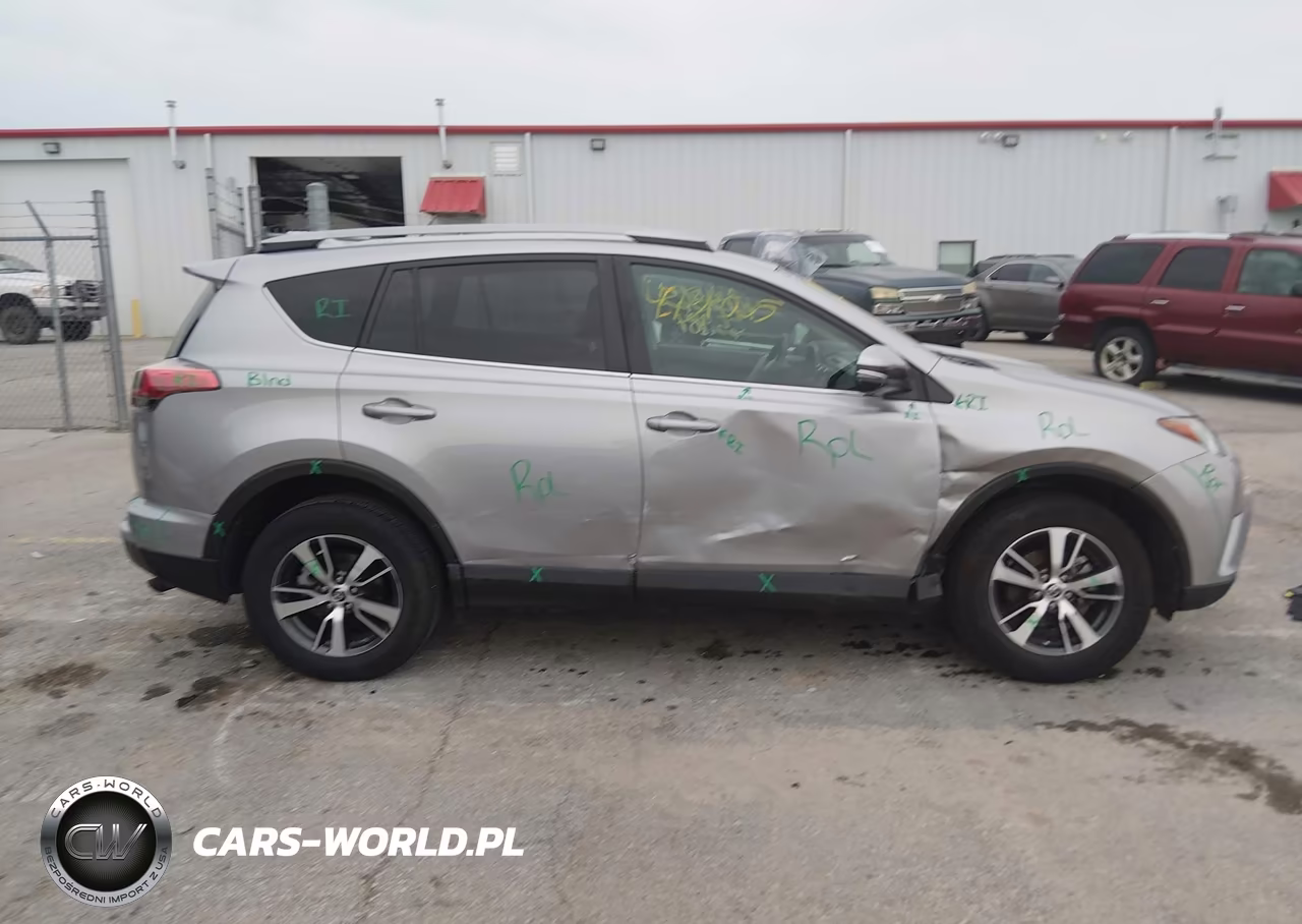 2018 Toyota Rav4 Xle VIN:2T3WFREV0JW423580 - 13
