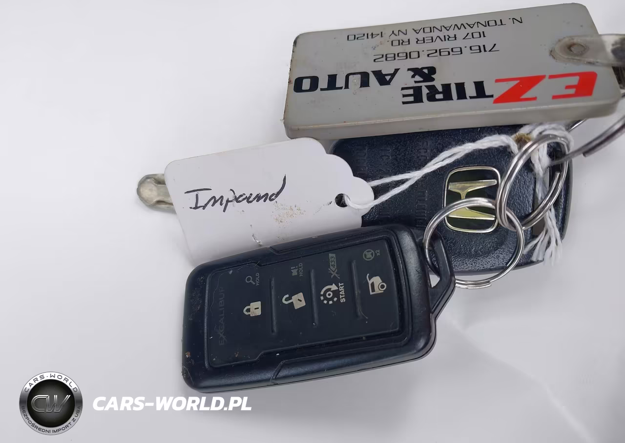 2013 Honda Fit VIN:JHMGE8H3XDC000216 - 11