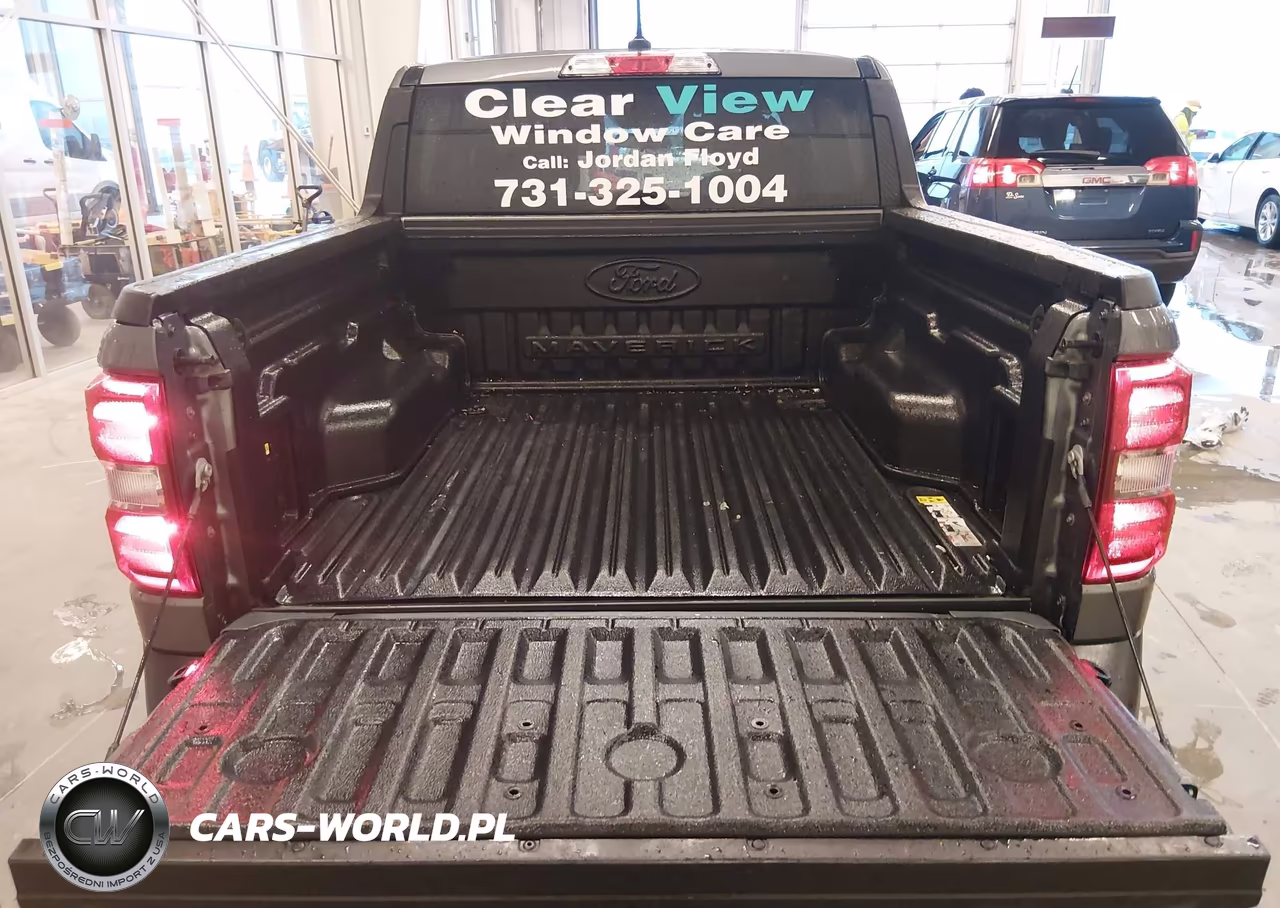 2024 Ford Maverick Xlt VIN:3FTTW8H93RRA59599 - 17