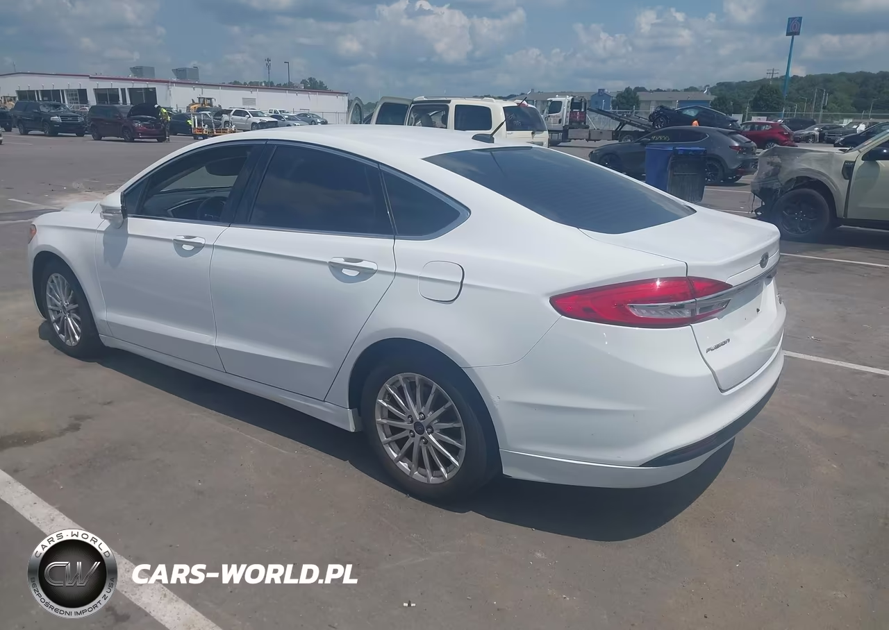 2017 Ford Fusion Se VIN:3FA6P0HD3HR130322 - 3