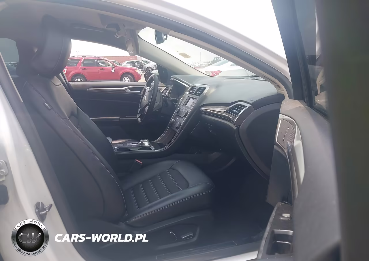 2017 Ford Fusion Se VIN:3FA6P0HD3HR130322 - 5