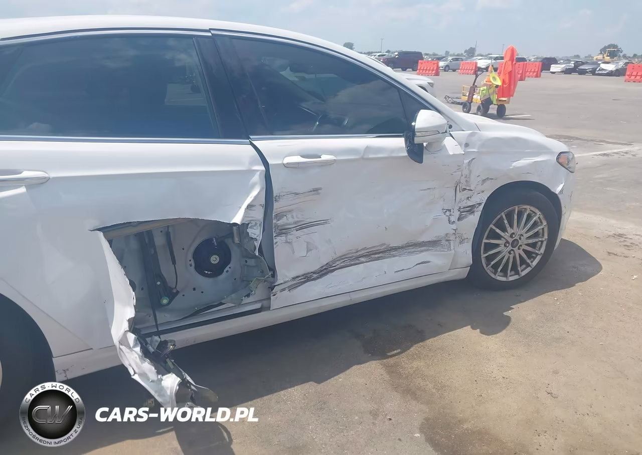 2017 Ford Fusion Se VIN:3FA6P0HD3HR130322 - 6