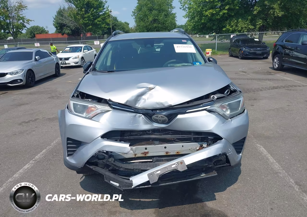 2018 Toyota Rav4 Le VIN:2T3BFREV2JW723961 - 12