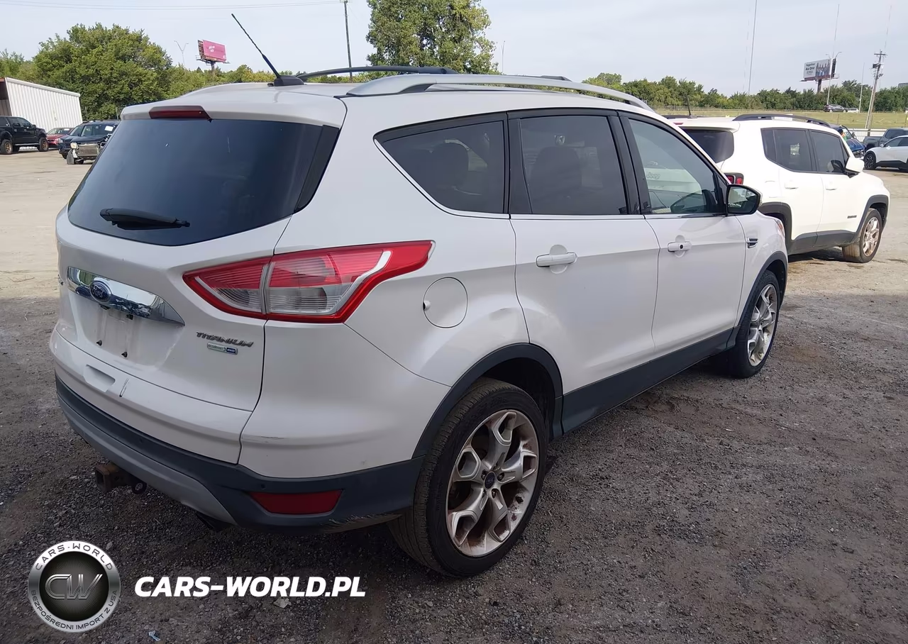 2016 Ford Escape Titanium VIN:1FMCU9J95GUC88907 - 4