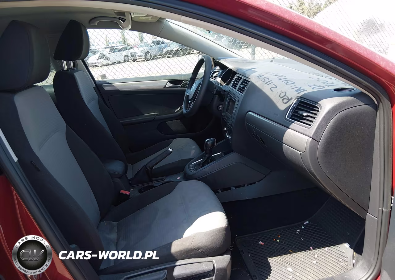 2018 Volkswagen Jetta 1.4T S VIN:3VW2B7AJ1JM257828 - 5