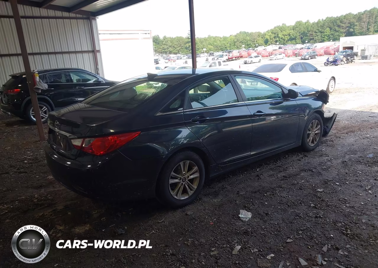 2013 Hyundai Sonata Gls VIN:5NPEB4AC1DH638122 - 4