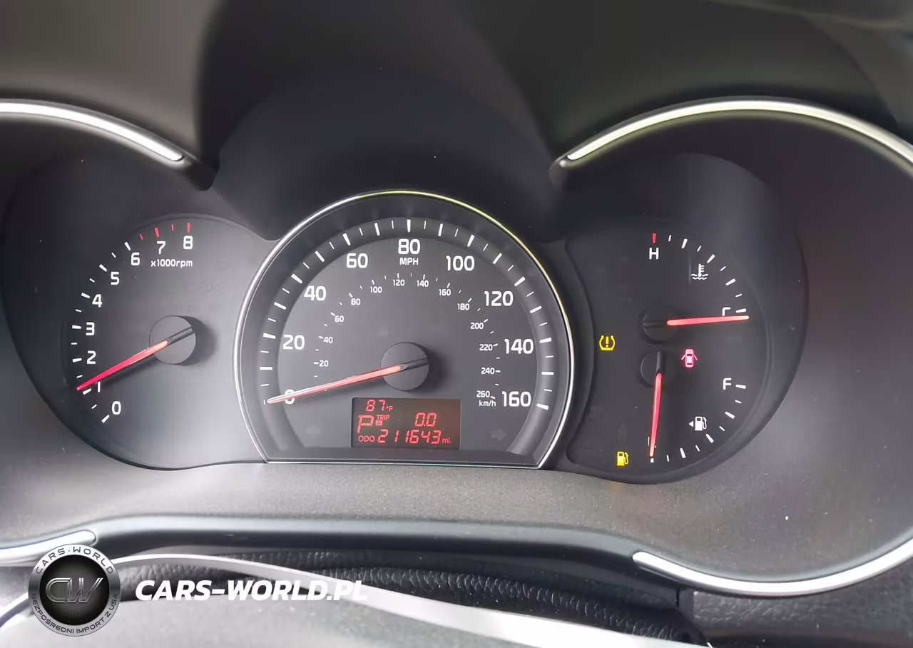 2015 Kia Sorento Lx VIN:5XYKTCA64FG585950 - 7