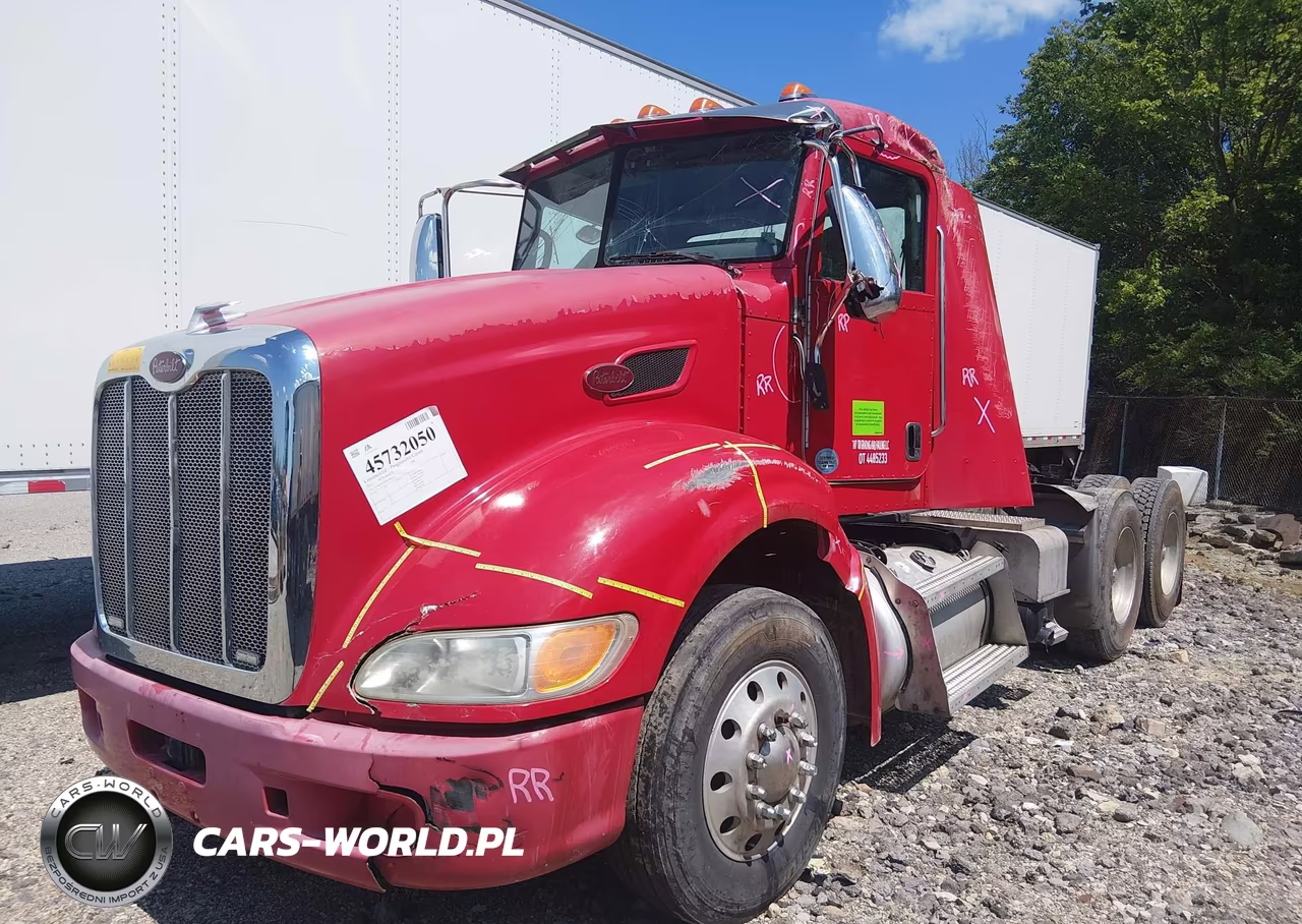 2013 Peterbilt 386 VIN:1XPHDP9X3DD204658 - 2