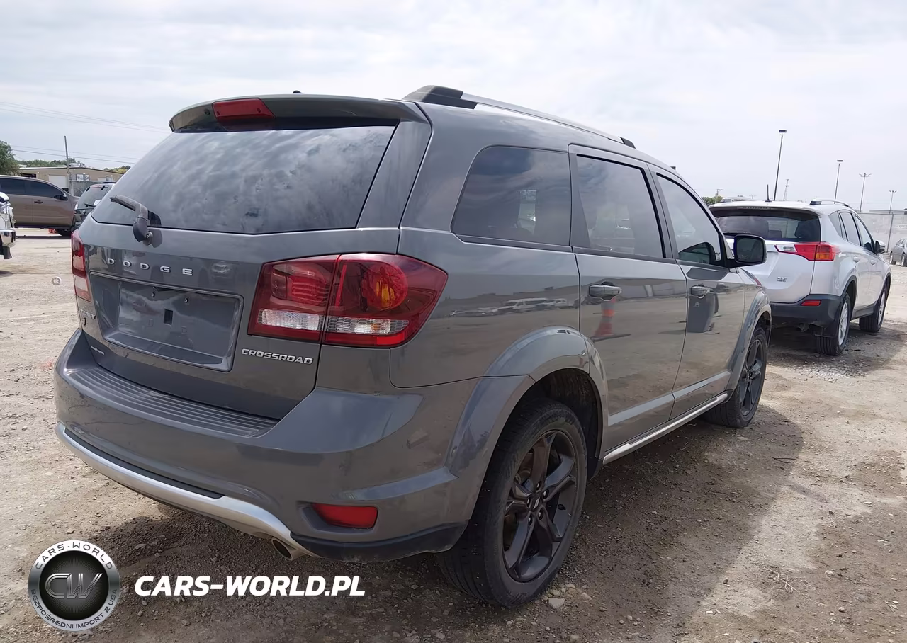 2019 Dodge Journey Crossroad Awd VIN:3C4PDDGG1KT816427 - 4