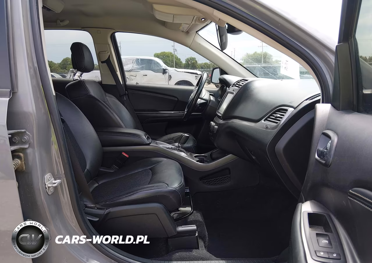 2019 Dodge Journey Crossroad Awd VIN:3C4PDDGG1KT816427 - 5