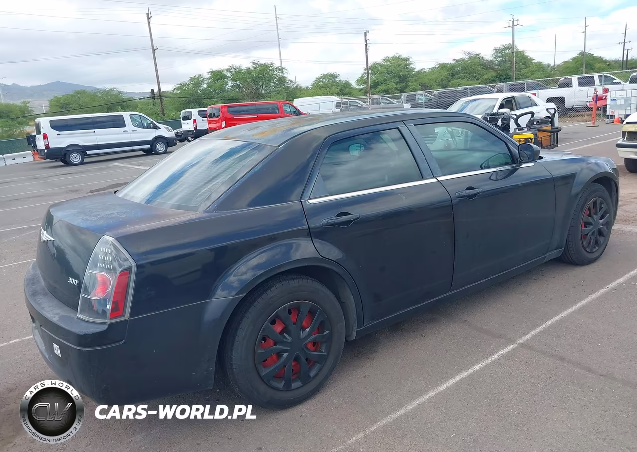 2007 Chrysler 300 VIN:2C3LA43RX7H777050 - 4