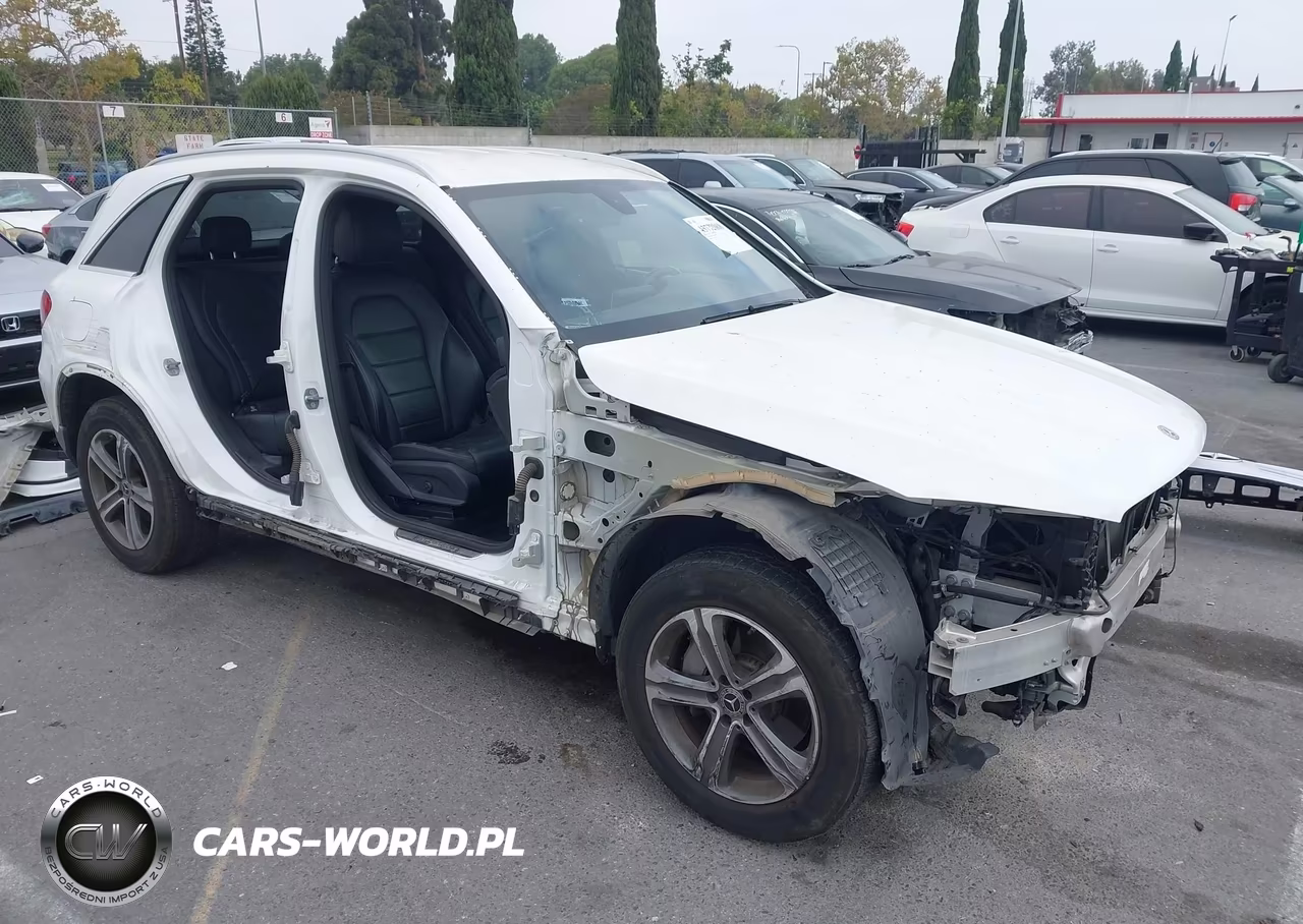 2019 Mercedes-Benz Glc 300 4Matic – zdjęcie 1 z 21