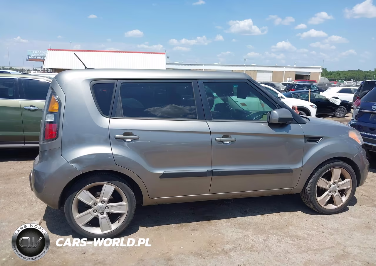 2011 Kia Soul ! VIN:KNDJT2A2XB7319195 - 13