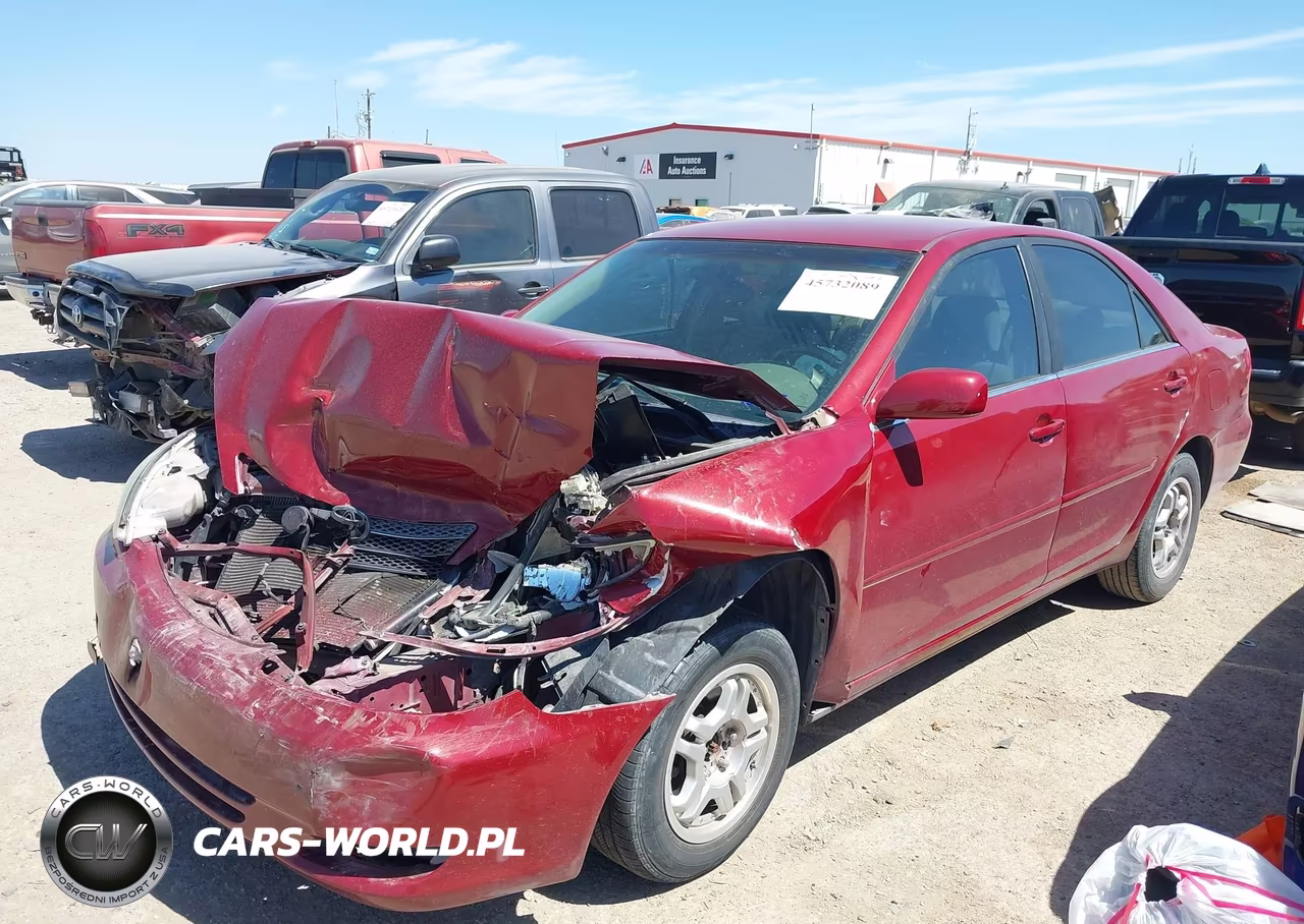 2004 Toyota Camry Le VIN:JTDBE32K340272588 - 2