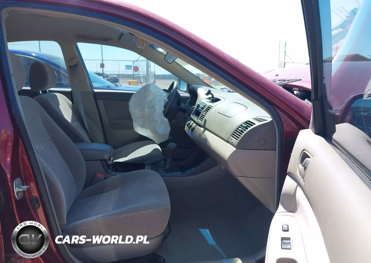 2004 Toyota Camry Le VIN:JTDBE32K340272588 - 5