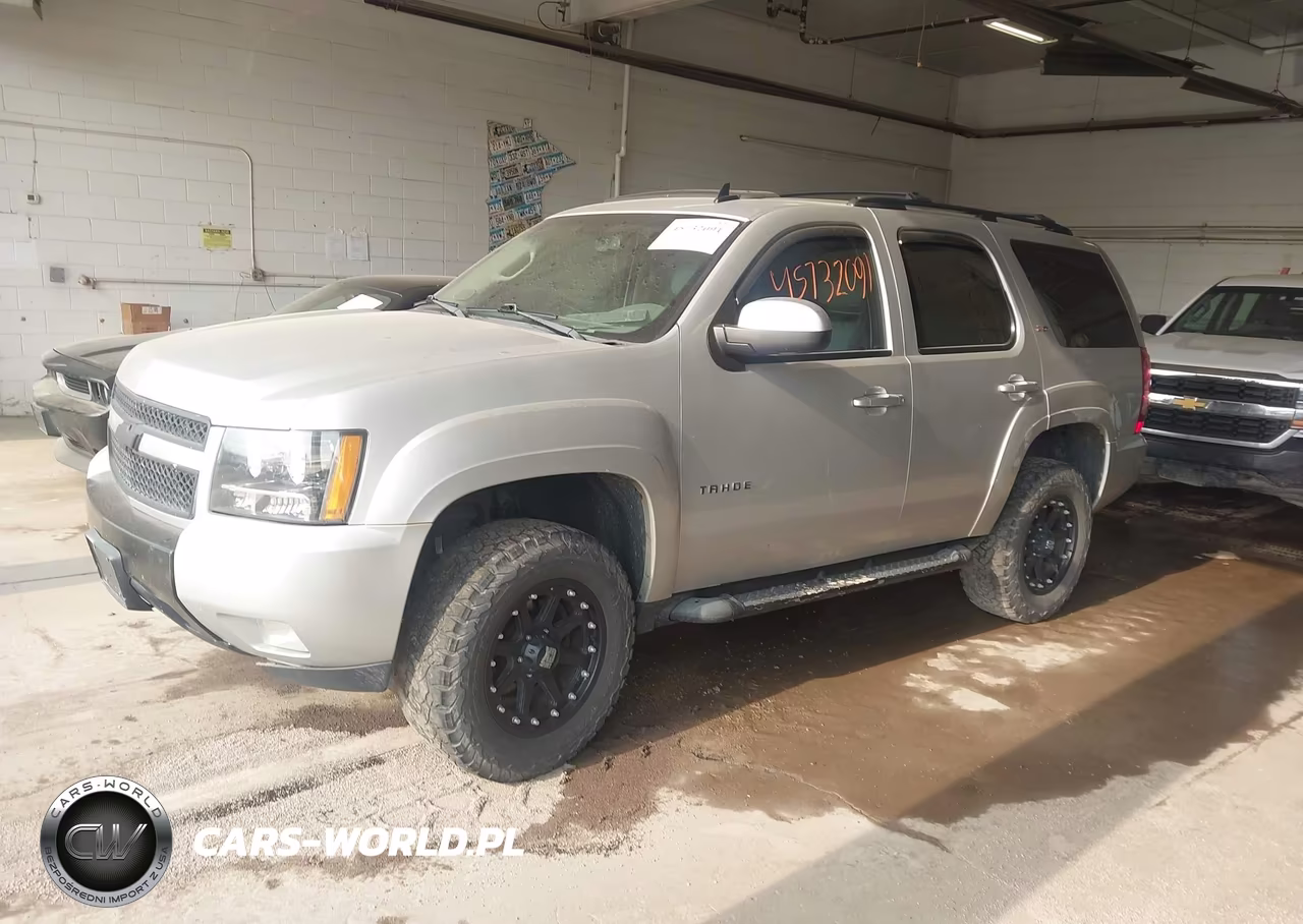 2011 Chevrolet Tahoe Lt VIN:1GNSKBE02BR136272 - 2
