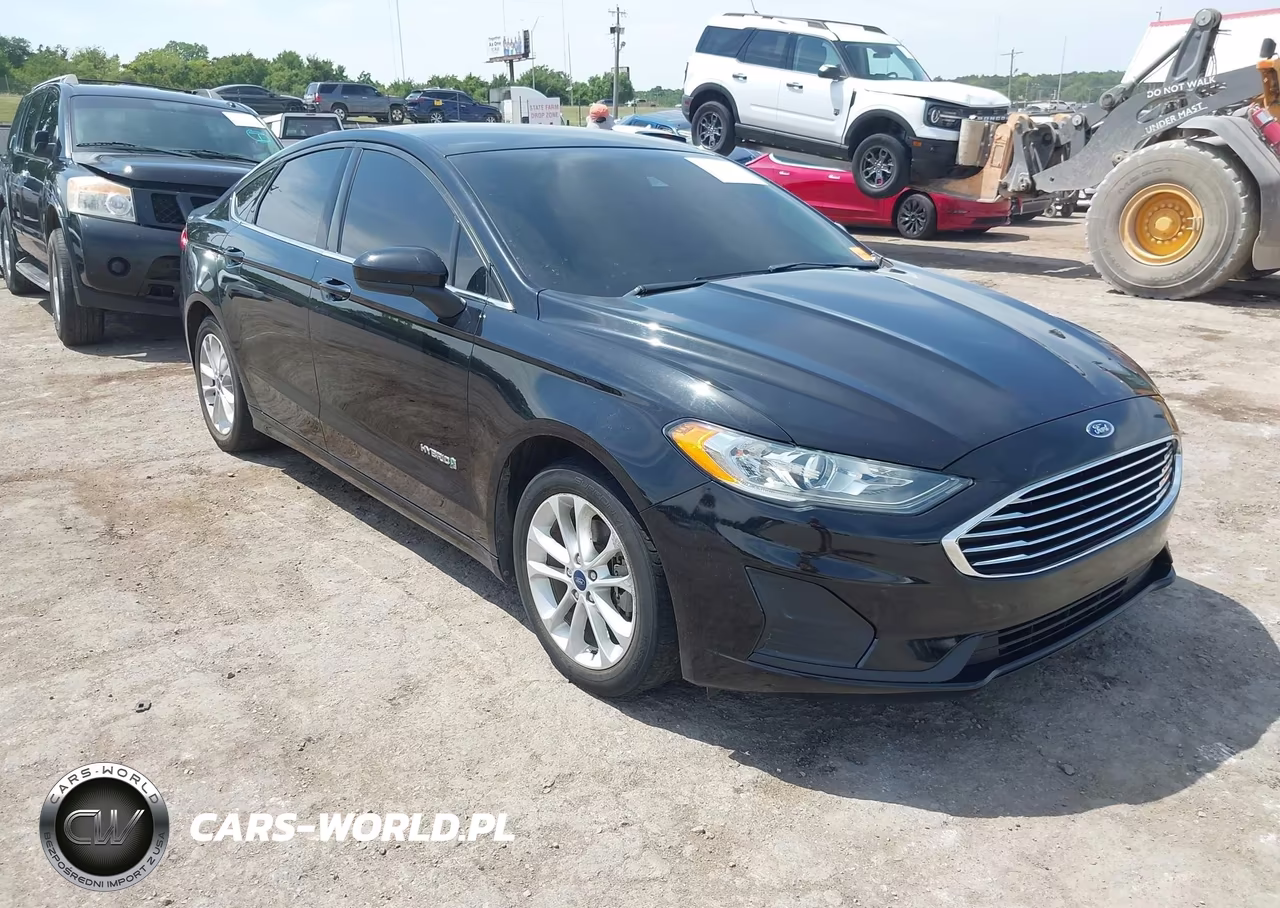 2019 Ford Fusion Hybrid Se – zdjęcie 1 z 16
